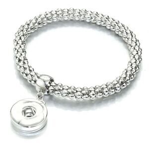 ‎SNAP JEWELRY BRACELET
